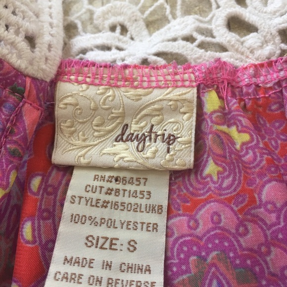 Daytrip Paisley Tank - Picture 3 of 6